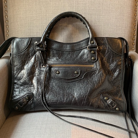 Meet your Posher, Alex - Picture 1 of 1